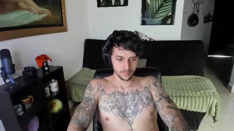 Snapshot of daniele_bunny chatting on 07.14.26 Daniele Bunny online show from 07.14.26