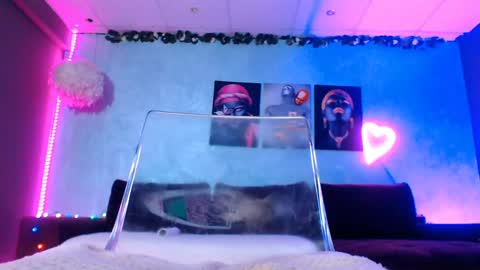 AIDA online show from 12.04.24