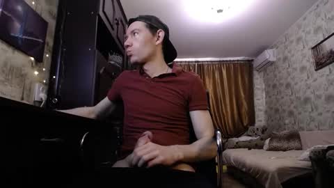 Snapshot of danielgraysoon chatting on 09.16.25 Daniel Grayson online show from 09.16.25