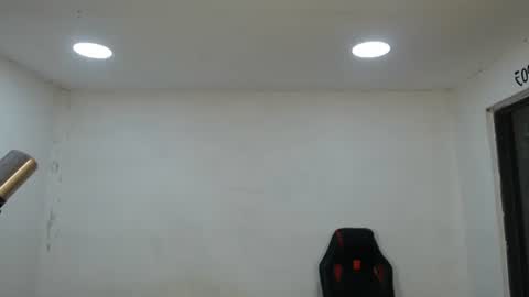 Snapshot of danielitopapii chatting on 10.17.25 danielitopapii online show from 10.17.25