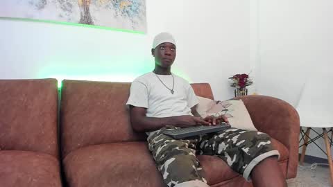 daniell_ferrari online show from 01.25.25