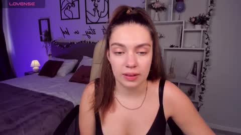 Snapshot of daniellasweet20 chatting on 09.24.25 Daniella online show from 09.24.25