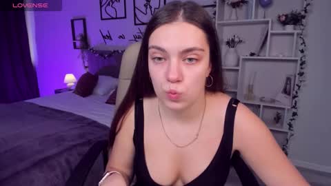 Snapshot of daniellasweet20 chatting on 10.03.25 Daniella online show from 10.03.25