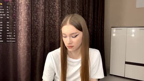 Trisha wanna play  Meow online show from 03.30.26