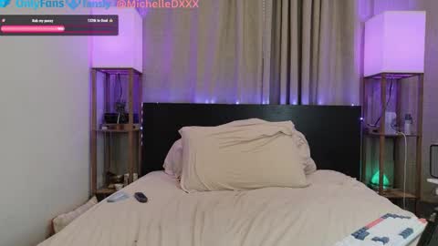 daniellemxxx online show from 10.21.25