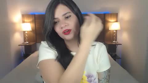 daniellerain online show from 11.19.25