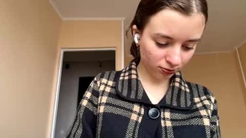 Mia online show from 11.01.25