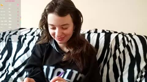 Mia online show from 12.15.25