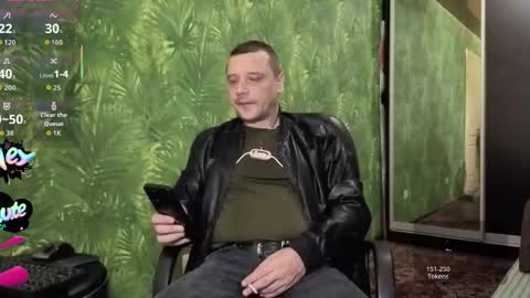 Snapshot of danielocool chatting on 10.19.25 DanieloCool online show from 10.19.25