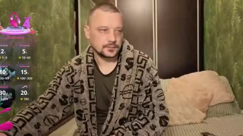 Snapshot of danielocool chatting on 11.03.25 DanieloCool online show from 11.03.25