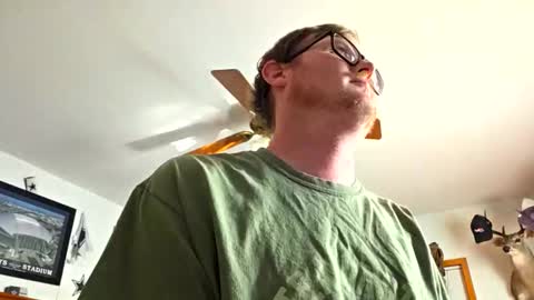 Daniel    y. online show from 12.02.25