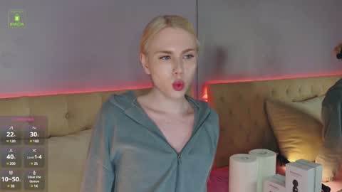 Snapshot of danielpaige_ chatting on 01.12.25 GABRIEL online show from 01.12.25