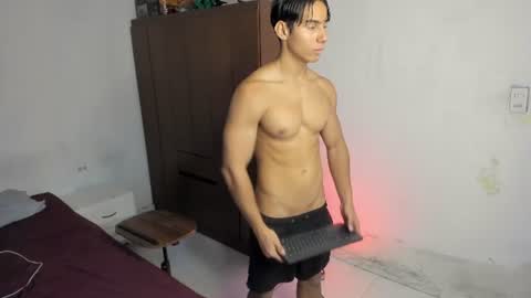Snapshot of danii_apolo chatting on 06.22.26 danii_apolo online show from 06.22.26