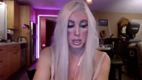 DanikaWhite69 online show from 09.29.25