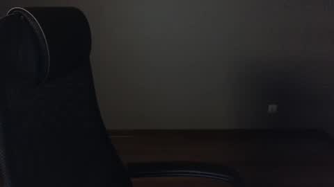 Snapshot of danila_trezzini chatting on 05.27.26 danila online show from 05.27.26