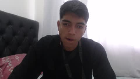 Snapshot of danivoyeur21 chatting on 04.23.26 daniel segura online show from 04.23.26