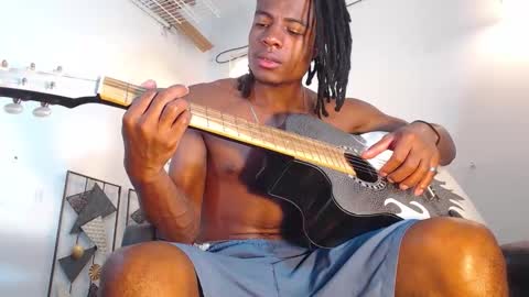 Snapshot of dann_hill1 chatting on 10.16.25 dann hill1 online show from 10.16.25