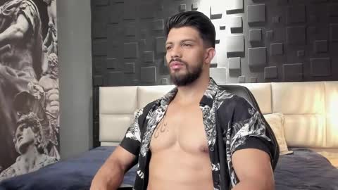 Snapshot of dann_saenz chatting on 01.13.25 Dann saenz online show from 01.13.25