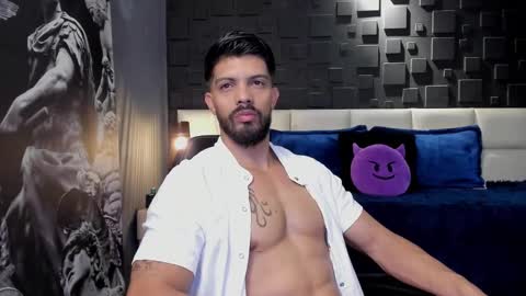 Snapshot of dann_saenz chatting on 01.26.25 Dann saenz online show from 01.26.25