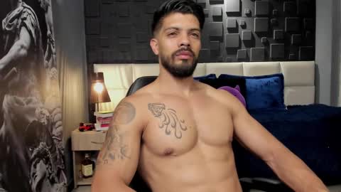 Snapshot of dann_saenz chatting on 01.27.25 Dann saenz online show from 01.27.25