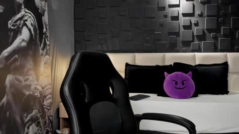 Snapshot of dann_saenz chatting on 01.29.25 Dann saenz online show from 01.29.25