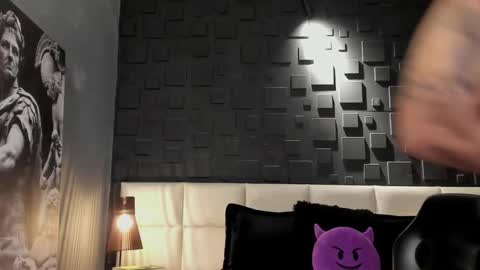 Snapshot of dann_saenz chatting on 01.29.25 Dann saenz online show from 01.29.25