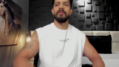 Snapshot of dann_saenz chatting on 02.03.25 Dann saenz online show from 02.03.25