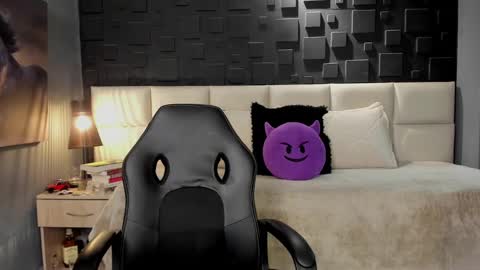 Snapshot of dann_saenz chatting on 02.07.25 Dann saenz online show from 02.07.25