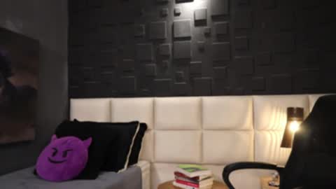 Snapshot of dann_saenz chatting on 02.17.25 Dann saenz online show from 02.17.25