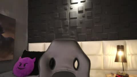 Snapshot of dann_saenz chatting on 02.18.25 Dann saenz online show from 02.18.25