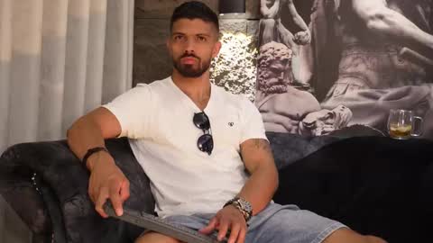 Dann saenz online show from 11.21.25