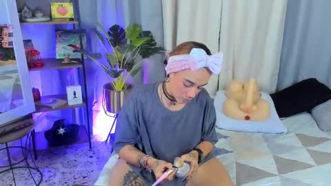 Dannacastle online show from 09.25.25