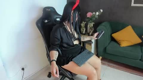 Snapshot of danna_foxter chatting on 07.17.26 .. Danna .. online show from 07.17.26