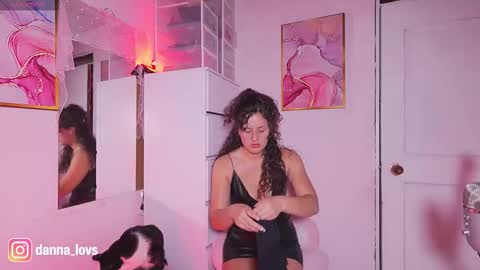 Snapshot of danna_lovs chatting on 10.01.25 Danna Lovs online show from 10.01.25