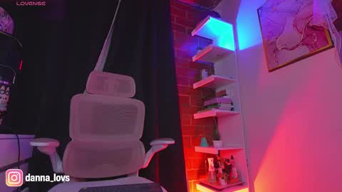 Snapshot of danna_lovs chatting on 10.28.25 Danna Lovs online show from 10.28.25