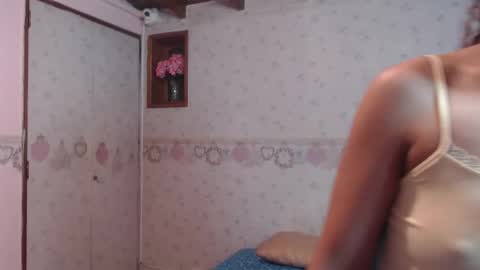 Snapshot of danna_luz1 chatting on 03.02.26 Luz online show from 03.02.26