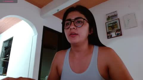 Snapshot of danna_peterson chatting on 03.12.25 Danna online show from 03.12.25