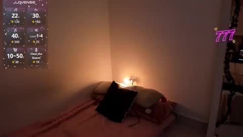 Snapshot of danna_rhodesx chatting on 05.19.26 Danna Rhodes online show from 05.19.26