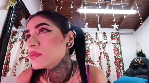 Danna Berlin  online show from 12.29.24