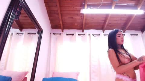 Danna Berlin  online show from 01.10.25