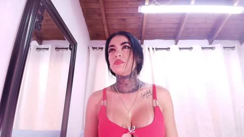 Danna Berlin  online show from 01.15.25