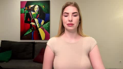 Snapshot of dannamissss chatting on 12.22.24 dannamissss online show from 12.22.24