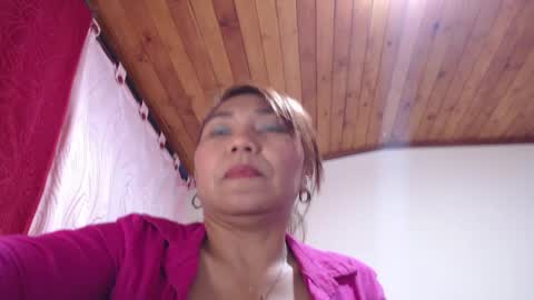 dannamomcerratt online show from 04.10.26