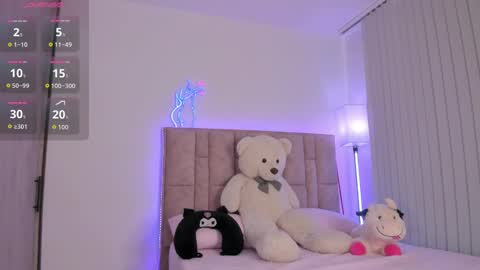 danna  online show from 10.04.25