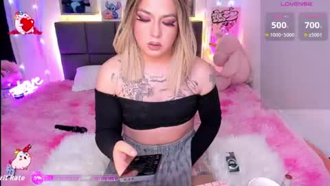 Snapshot of dannia_13 chatting on 06.23.26 dannia_13 online show from 06.23.26