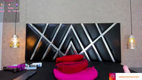 Danna Monroe  online show from 12.15.25