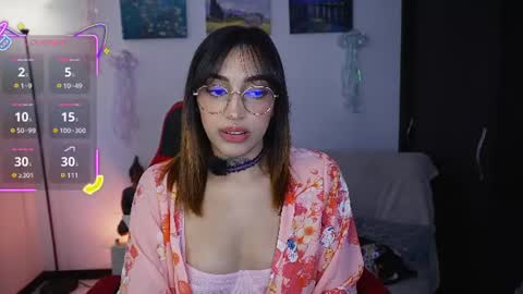 Snapshot of dannielle_ chatting on 07.10.26 online show from 07.10.26