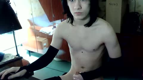 Snapshot of danniielll chatting on 02.09.25 HilmarZ online show from 02.09.25