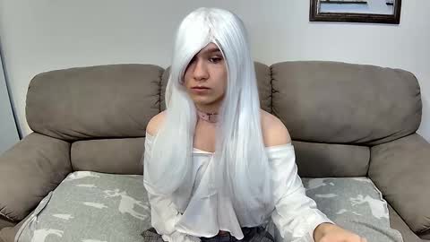 Snapshot of danniielll chatting on 11.10.25 HilmarZ online show from 11.10.25