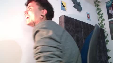 Snapshot of dannteftm chatting on 10.18.25 DANNTE online show from 10.18.25